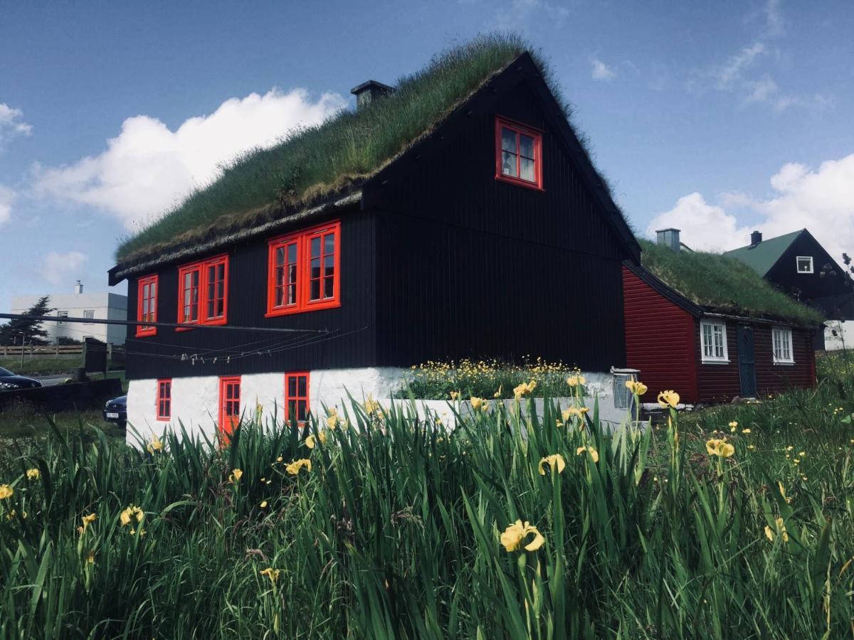Turf House Cottage - Near Airport Mithvagur ภายนอก รูปภาพ